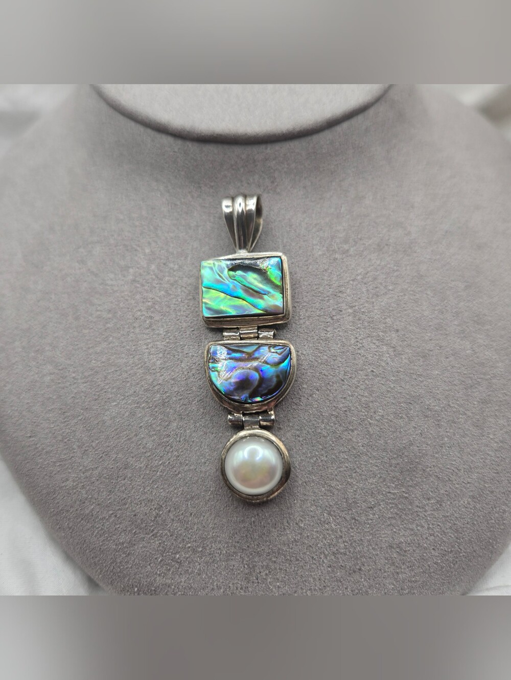 Source Unknown Iridescent Abalone & Pearl Sterling Pendant Necklace
